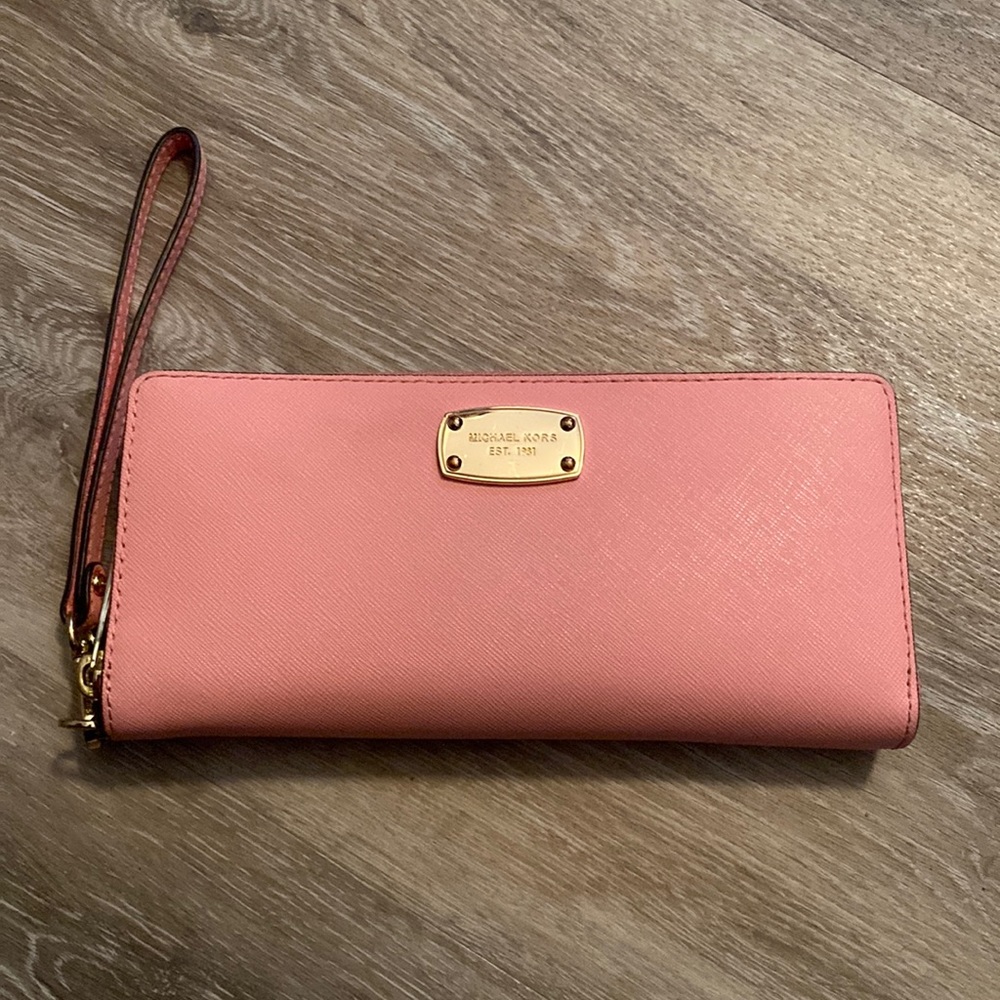 Michael Kors Wallet Wristlet